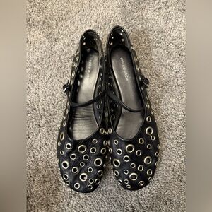 Tory Burch EYELET MARY JANE BALLET-size 6
